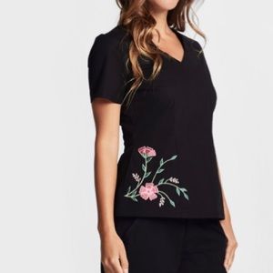 [Jaanuu] Embroidered Scrub Top